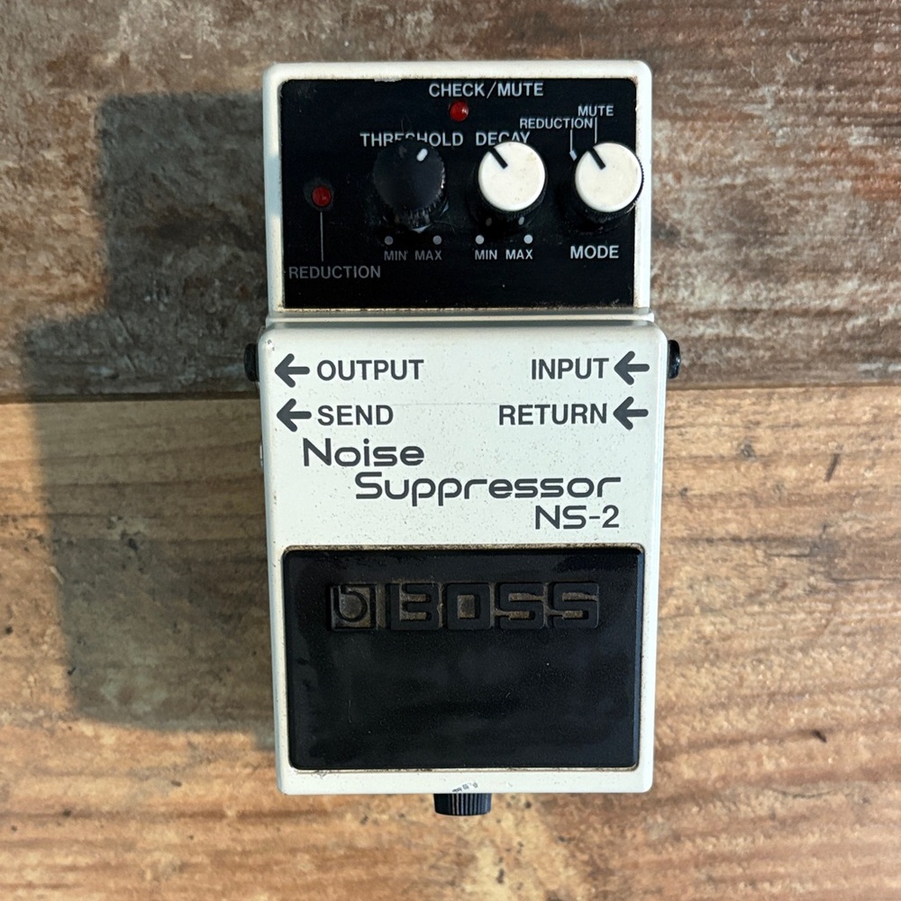 Boss NS-2 Noise Suppressor Pedal in White and Black
